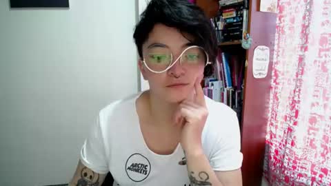 Sam online show from July 8, 11:58 am