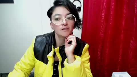 Sam online show from August 5, 2:36 am