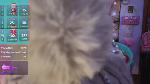 Snapshot of mocha_ chatting on December 19, 11:18 am MOCHA JAMES THE NPC online show from December 19, 11:18 am