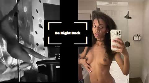 Snapshot of mocha_ chatting on February 23, 5:45 am MOCHA JAMES THE NPC online show from February 23, 5:45 am