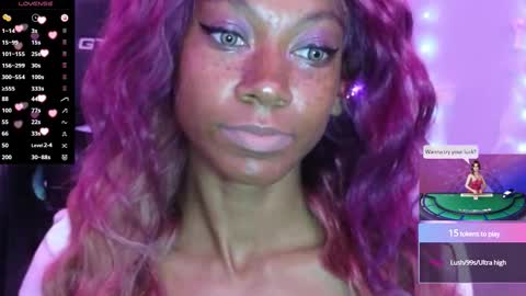 Snapshot of mocha_ chatting on November 20, 3:28 am MOCHA JAMES THE NPC online show from November 20, 3:28 am