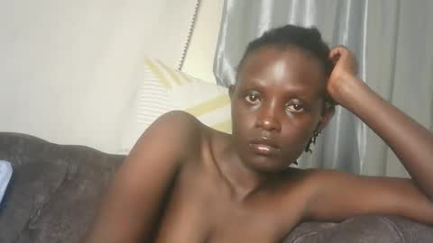 Snapshot of mocha_sins chatting on November 18, 6:45 pm Sins online show from November 18, 6:45 pm