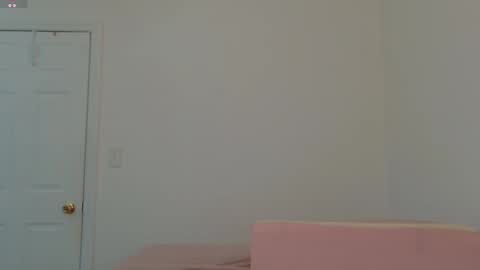 Mocha  BDAY JAN 13  online show from April 1, 10:27 am