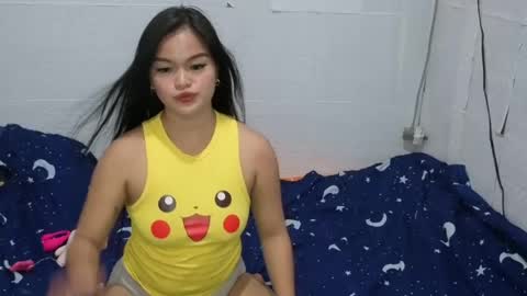 Snapshot of mochi_mina chatting on August 1, 12:59 pm Mina online show from August 1, 12:59 pm