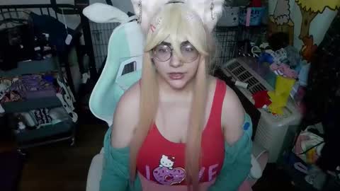 The Mochi Rainbow Variety Show online show from April 23, 12:34 am