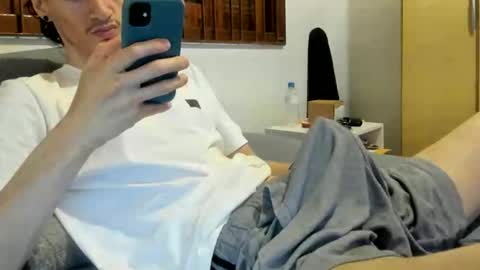 DigBreed online show from February 15, 10:58 am