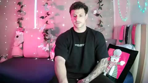 modexusparty online show from December 15, 7:40 pm