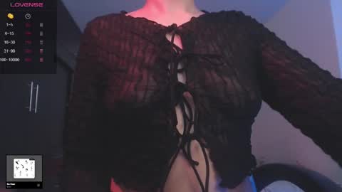 Snapshot of modjo_ chatting on June 4, 6:14 pm Modjo online show from June 4, 6:14 pm