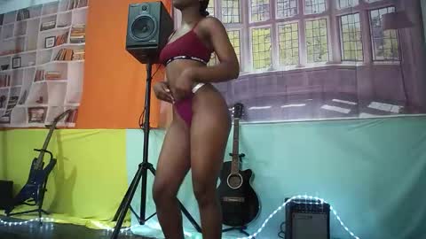 Snapshot of moghelslay chatting on February 3, 8:58 pm moghelslay online show from February 3, 8:58 pm