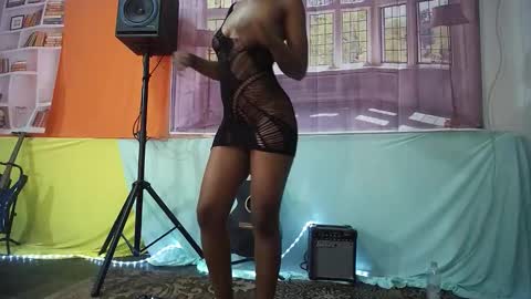 Snapshot of moghelslay chatting on February 4, 10:04 pm moghelslay online show from February 4, 10:04 pm