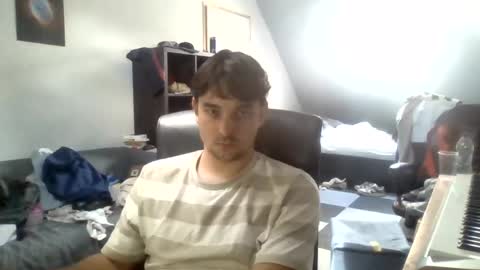 moistbreadstick online show from July 27, 12:01 pm