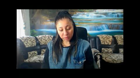 moistmady online show from October 17, 6:16 am