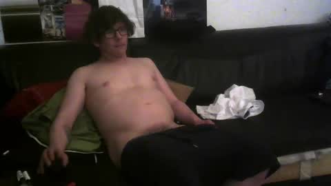 Snapshot of mojoflow39 chatting on March 2, 11:20 pm Fr online show from March 2, 11:20 pm