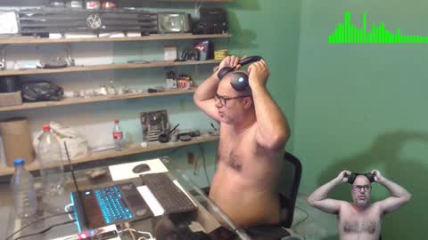 Snapshot of mokkaccmm chatting on December 9, 6:57 pm Mokkaf online show from December 9, 6:57 pm