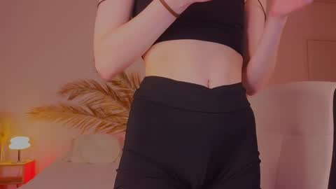 Molly online show from December 2, 9:39 pm