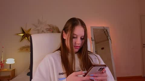 Molly online show from December 30, 3:58 am