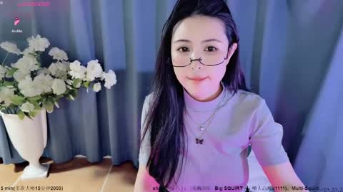 Snapshot of moli666 chatting on December 16, 4:02 am Alice online show from December 16, 4:02 am