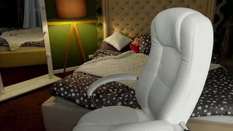 Snapshot of molinmoon chatting on January 31, 5:09 am Rosa online show from January 31, 5:09 am