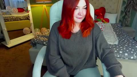 Snapshot of molinmoon chatting on February 18, 5:09 am Rosa online show from February 18, 5:09 am