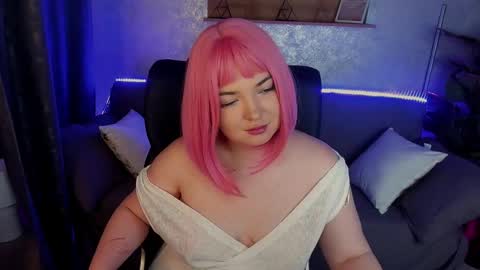 Snapshot of molinmoon chatting on March 4, 11:32 pm Rosa online show from March 4, 11:32 pm