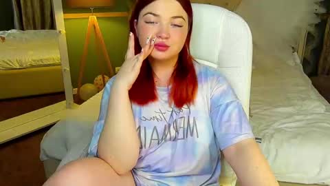 Snapshot of molinmoon chatting on March 9, 4:55 pm Rosa online show from March 9, 4:55 pm