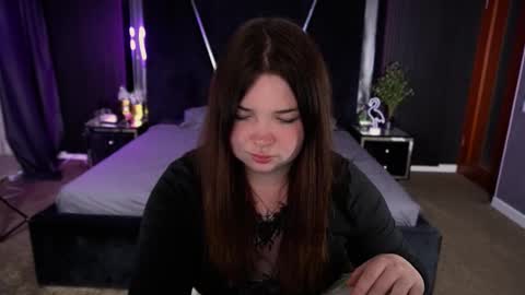 Snapshot of molinmoon chatting on September 17, 7:59 pm Rosa online show from September 17, 7:59 pm