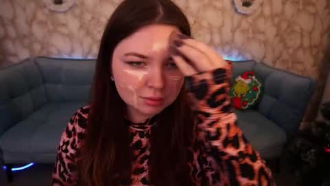 Snapshot of molinmoon chatting on December 16, 8:36 pm Rosa online show from December 16, 8:36 pm