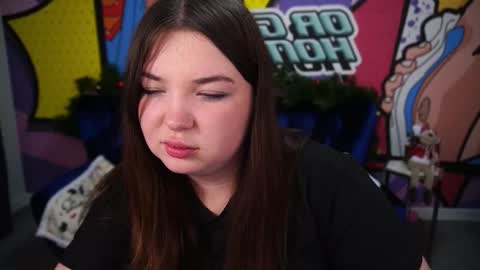 Snapshot of molinmoon chatting on December 17, 8:37 pm Rosa online show from December 17, 8:37 pm