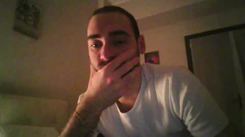 mollo20 online show from February 15, 9:00 pm