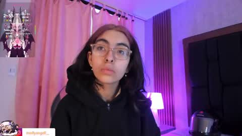 Molly online show from June 15, 2:41 pm