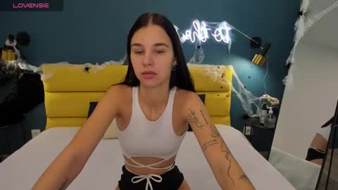 Molly  online show from October 27, 1:53 am