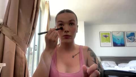 Molly online show from April 9, 4:56 am