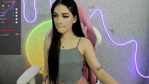 Molly - online show from March 2, 3:41 am