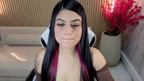 molly_evans_tp online show from August 1, 1:10 pm
