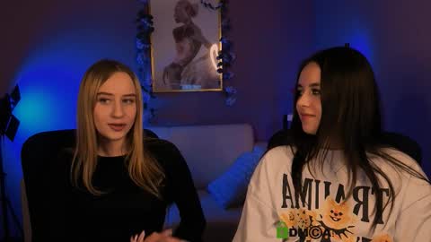 molly_lesser online show from December 17, 3:51 pm