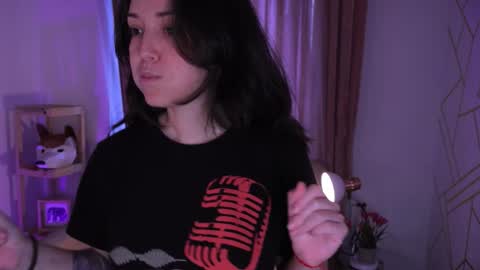   MOLLY   online show from November 17, 3:40 pm