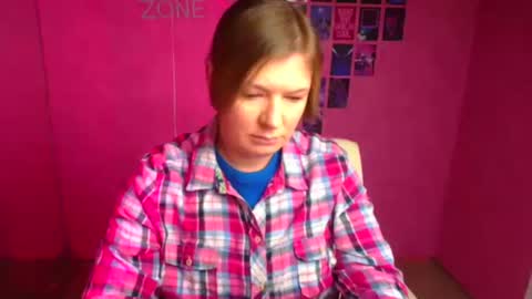 Molly online show from December 21, 12:45 pm