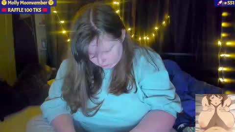 molly_moons online show from November 11, 10:43 pm
