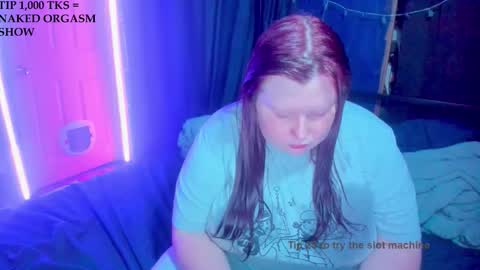 molly_moons online show from February 5, 1:05 pm