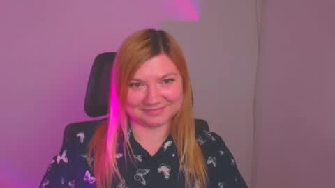 Snapshot of molly_moree chatting on January 20, 3:50 pm Molly online show from January 20, 3:50 pm