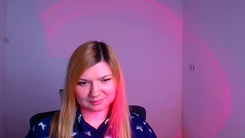 Snapshot of molly_moree chatting on January 29, 12:13 pm Molly online show from January 29, 12:13 pm
