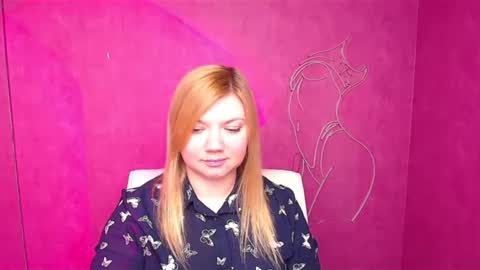 Snapshot of molly_moree chatting on March 3, 12:27 pm Molly online show from March 3, 12:27 pm