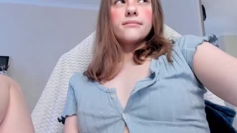 Molly online show from January 20, 7:36 am