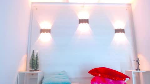 Molly Spears online show from January 8, 11:32 am