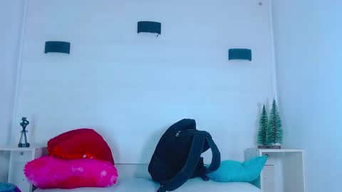 Molly Spears online show from January 15, 11:32 am