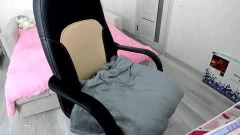 Ill tell you when were private online show from October 5, 10:57 am