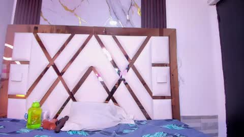 Snapshot of molly_sweetee chatting on July 19, 1:42 am Yuli online show from July 19, 1:42 am
