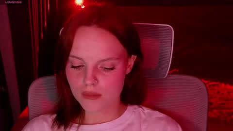 Molly online show from May 3, 2:23 pm