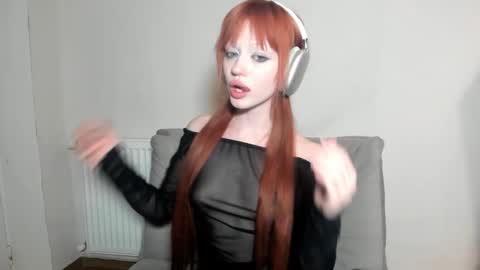 Snapshot of mollycodle chatting on March 6, 4:38 pm Goddess Katherine online show from March 6, 4:38 pm