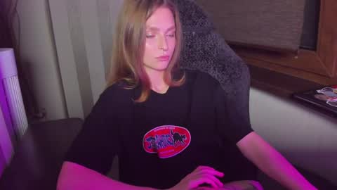Snapshot of mollydangerous chatting on June 9, 6:19 pm Taisha online show from June 9, 6:19 pm